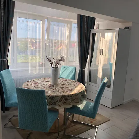 David 테기르기올